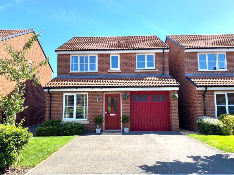 Memorial Drive, Tamworth, B79 8UP 3 bed detached house for sale £325,000