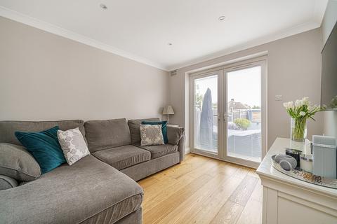 45 Barnesdale Crescent, Orpington, BR5 2AU