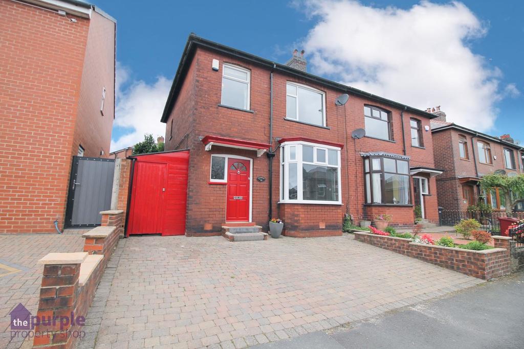 Lane, Bolton, BL1 3 bed semidetached house £230,000