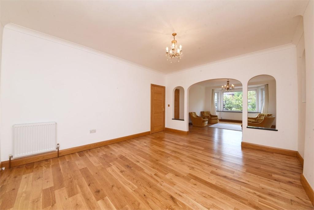 Aylmer Road, East Finchley, N2 6 bed detached house £5,200 pcm (£