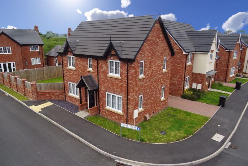 Badgers Croft, Market Drayton 3 bed detached house £290,000