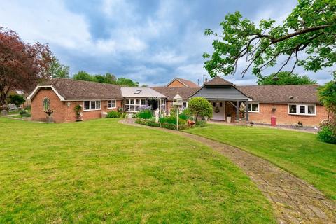 4 bedroom detached house for sale, Eastbourne Road, Ridgewood