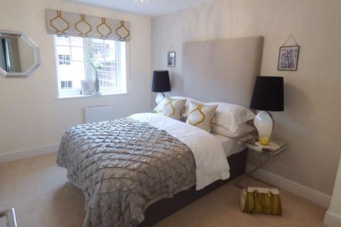 40 Millstone Way, Gloucester, GL1 5QW