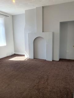 2 bedroom apartment to rent, Salem Street, Jarrow NE32