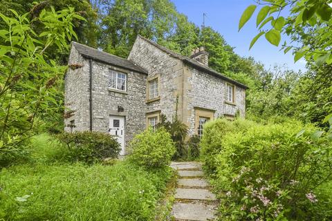 Bluebell Cottage Ashford Road, Bakewell, DE45 1GL