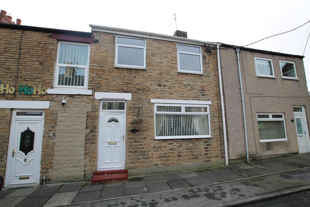 Milburn Street, Crook 3 bed house £475 pcm (£110 pw)