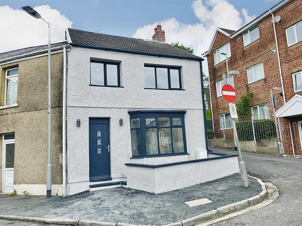 Mysydd Road, Landore, Swansea 3 bed end of terrace house for sale £