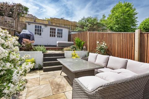 69 Addison Road, Guildford, GU1 3QQ