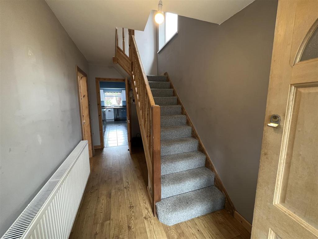 Rockland Drive, Stechford, Birmingham 3 bed semidetached house £265,000