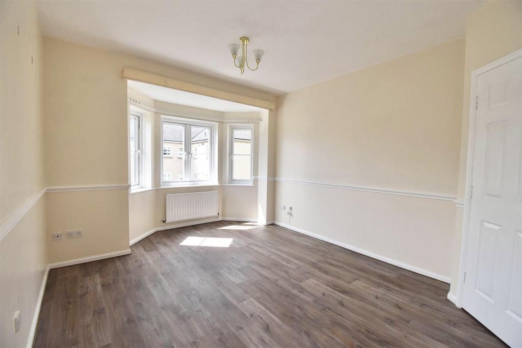 Carnoustie Court, Whitley Bay 2 bed apartment £695 pcm (£160 pw)