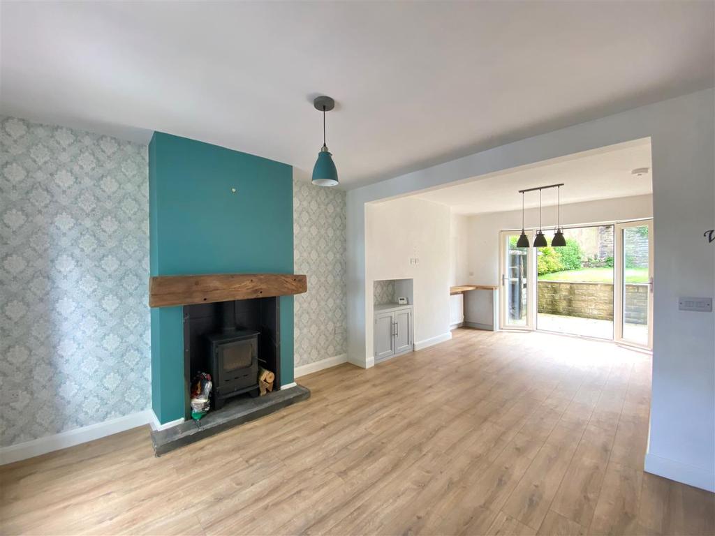 Orchard Road, Whaley Bridge, High Peak 2 bed semidetached house £950