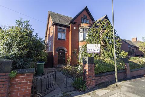 5 bedroom semi-detached house for sale - Avenue Road, Chesterfield