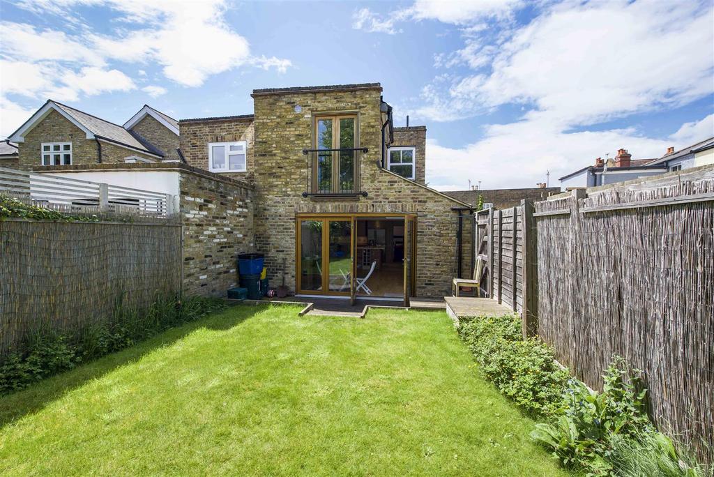 Field Lane, Teddington 3 bed semidetached house £1,250,000