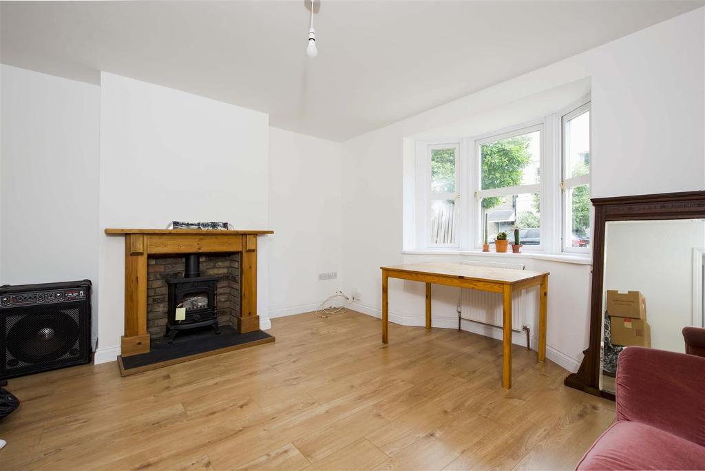 Field Lane, Teddington 3 bed semidetached house £1,250,000