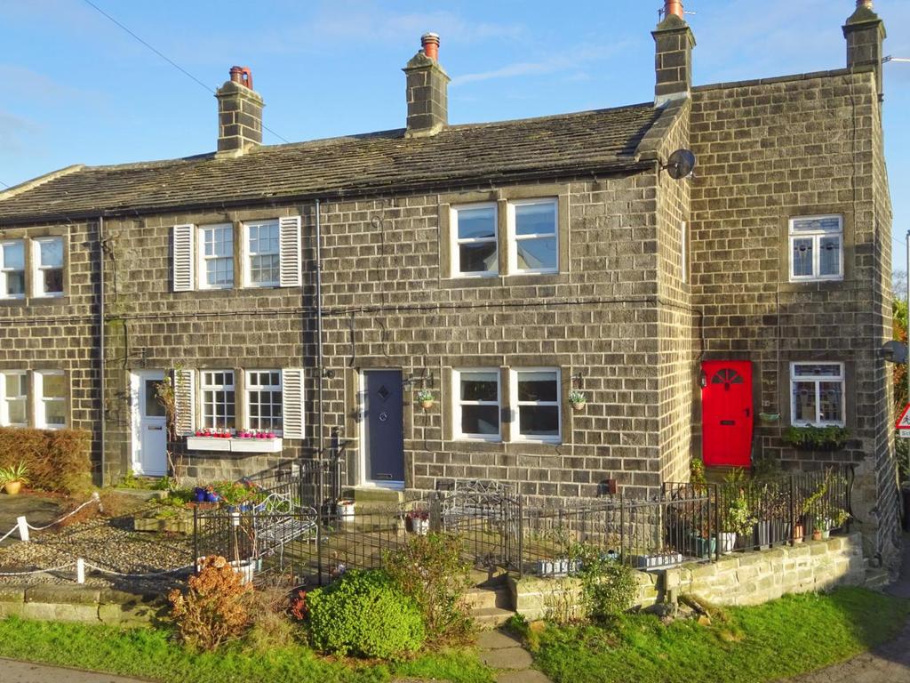 West End Lane, Horsforth 2 bed end of terrace house £340,000