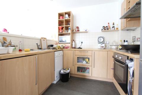 2 bedroom apartment to rent, Jackson Crescent, Manchester, M15