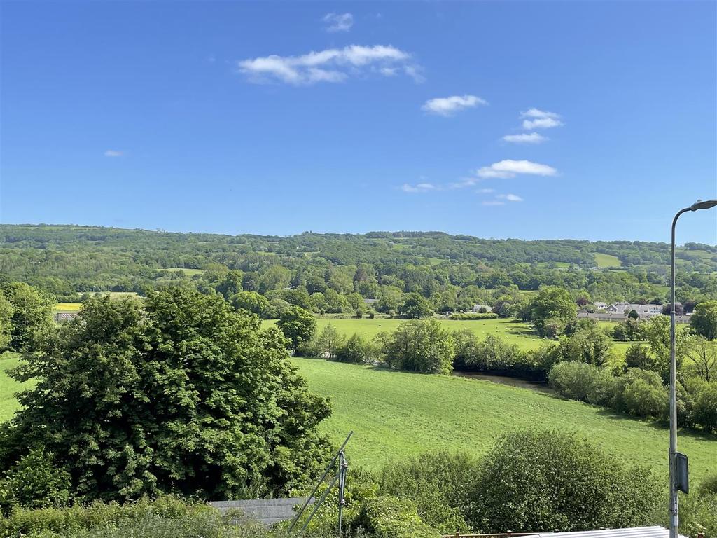 Bridge Street, Llandeilo 3 bed house for sale £410,000