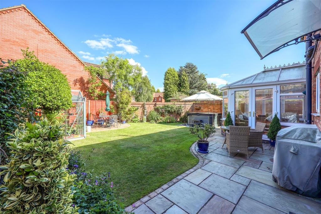 Moscow Lane, Shepshed 4 bed detached house £425,000