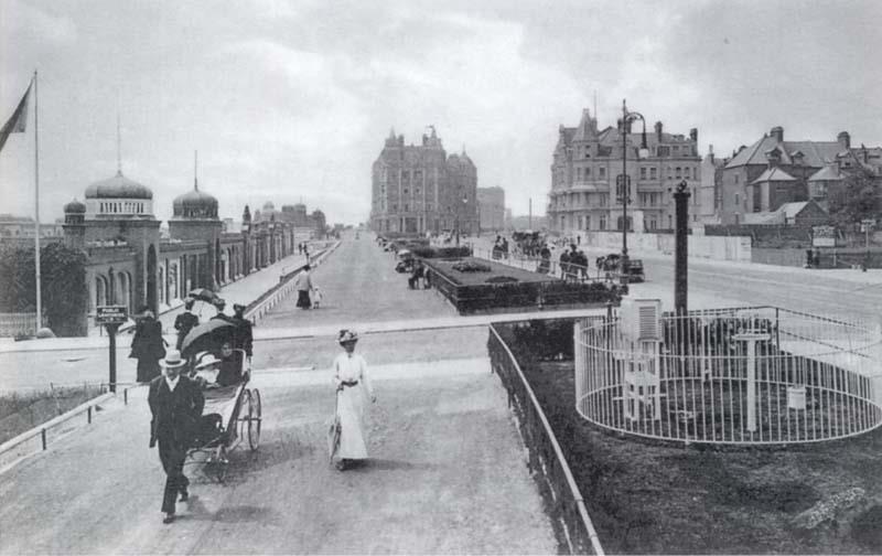 Bexhill Reed Marina Arcade.jpg