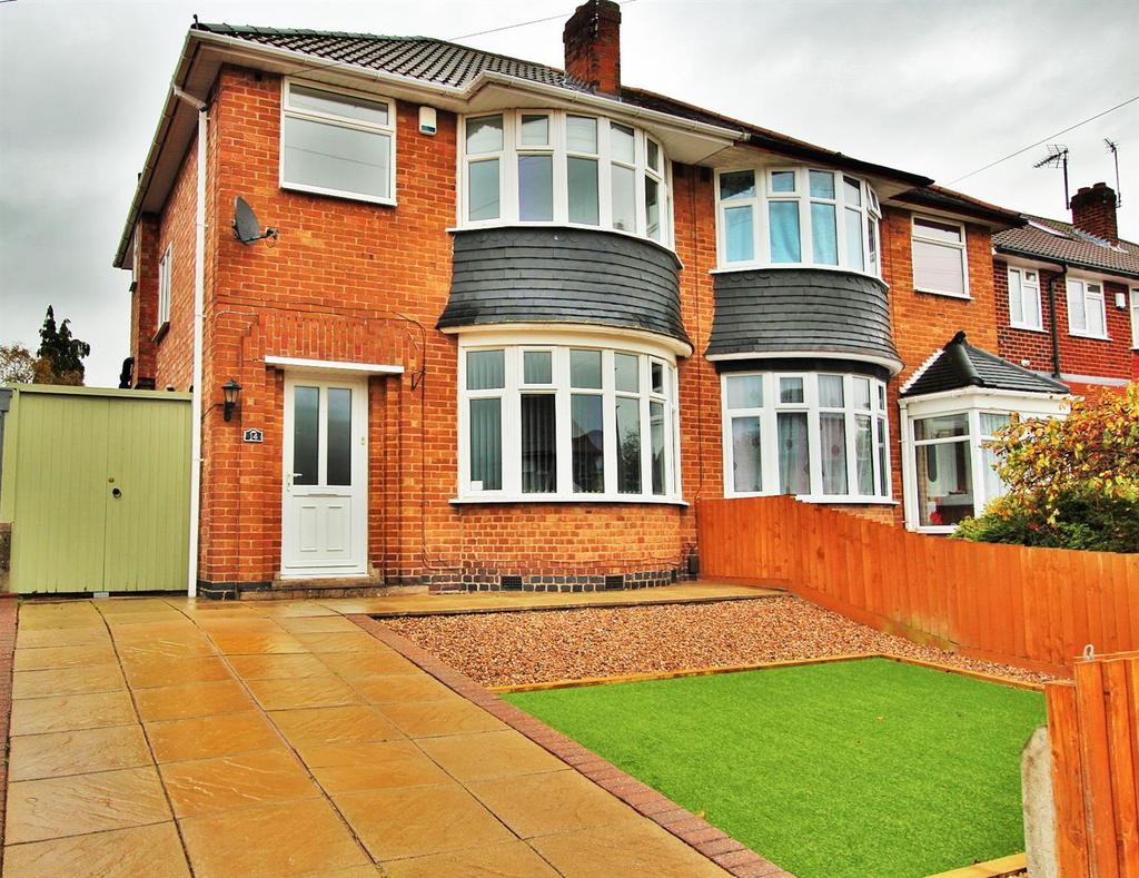 Hardie Crescent, Leicester 3 bed semidetached house £895 pcm (£207 pw)