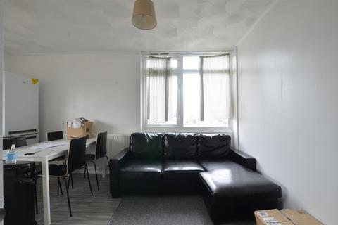 4 bedroom apartment to rent - Norwich, NR4