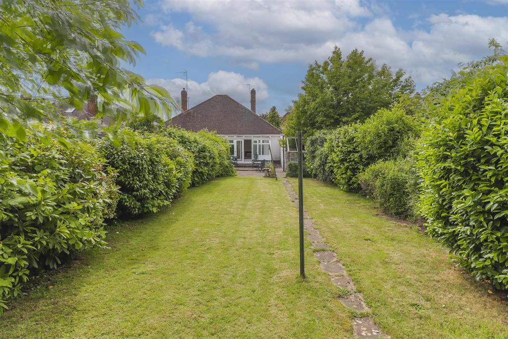Ware Road, Hoddesdon 2 bed semidetached bungalow for sale £475,000