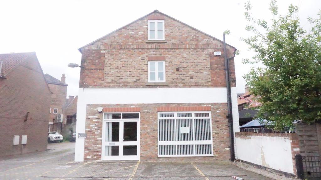 Flat 6 Morleys Mews, Walkergate, Beverley, HU17 9B 1 bed flat £575