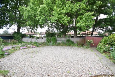 19 Belmore Close, Norwich, NR7 0PS