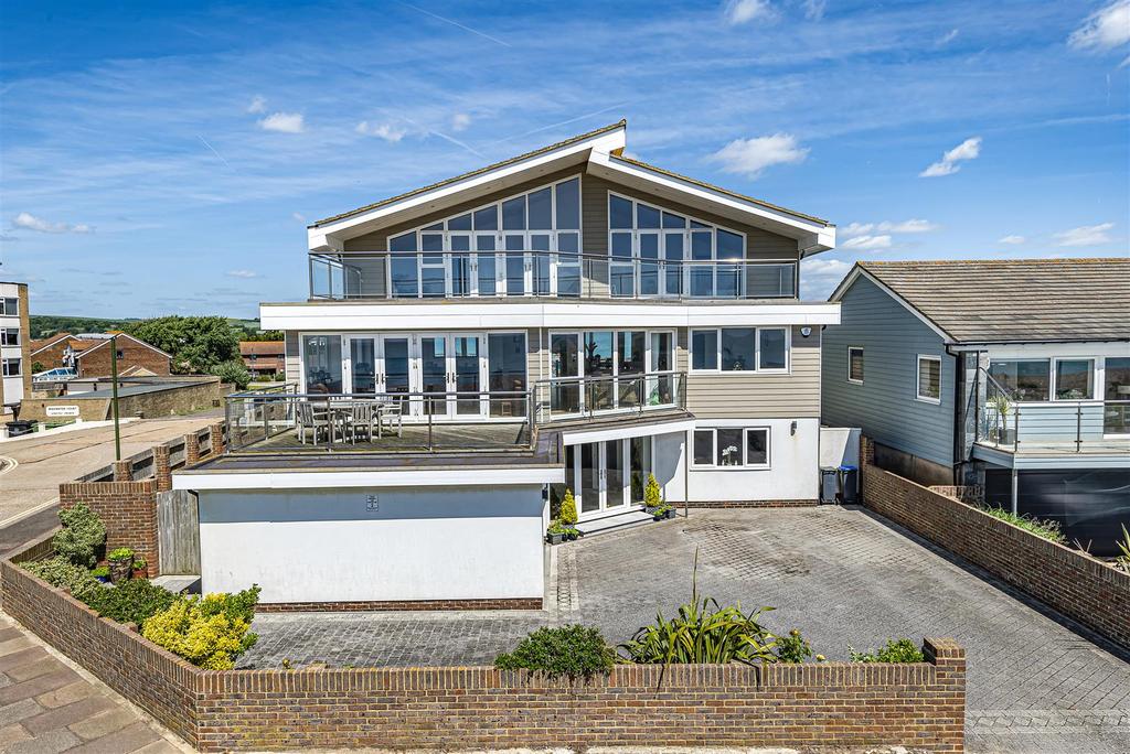 West Beach, Shoreham-By-Sea 5 Bed House - £3,000,000