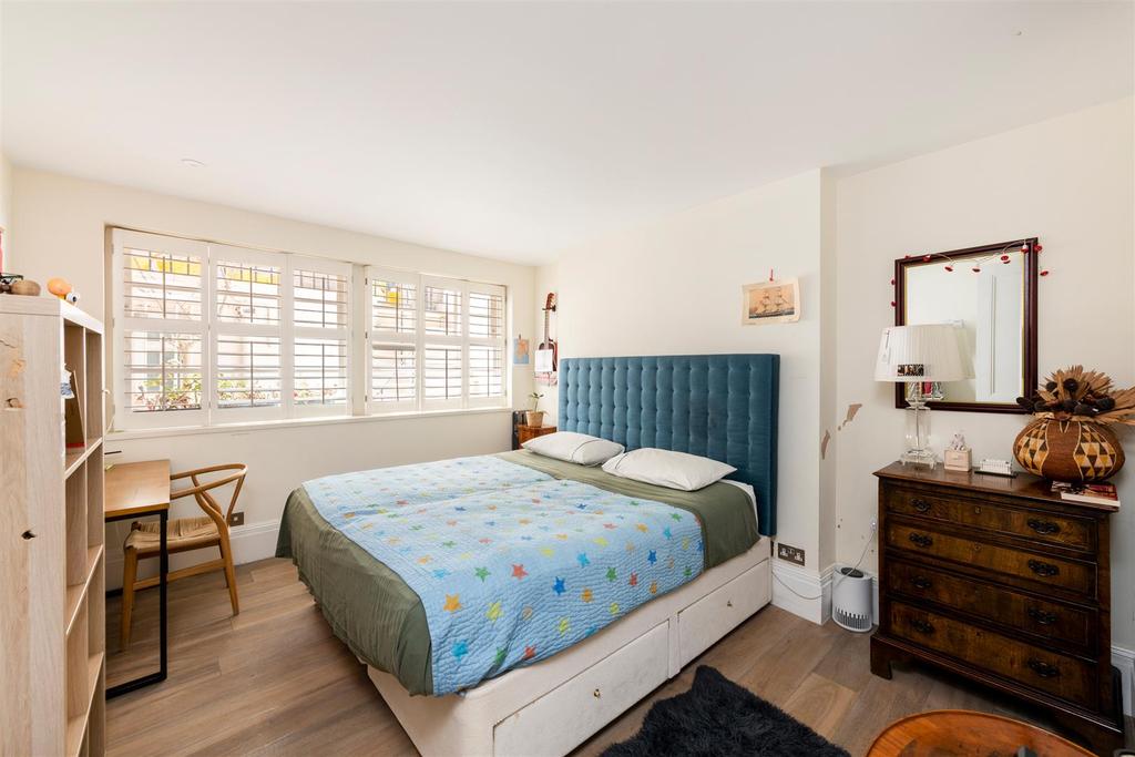 32 Lower Belgrave Road Lo-27.jpg