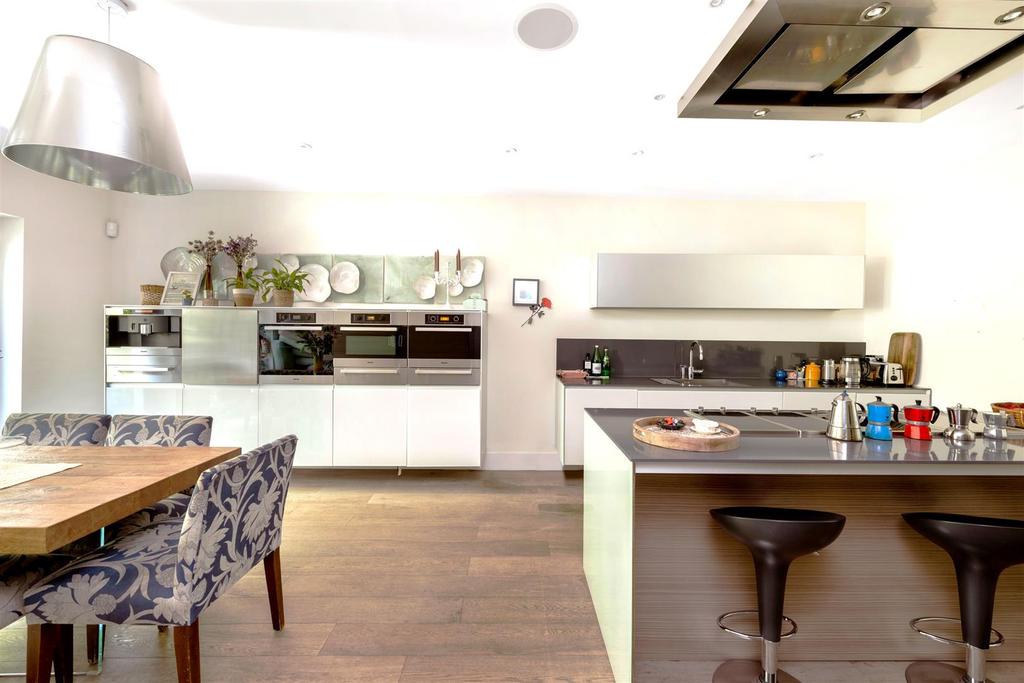 32 Lower Belgrave Road Lo-7.jpg