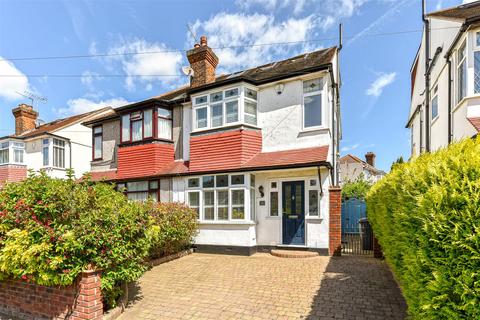 5 Gunners Grove, London, E4 9SR