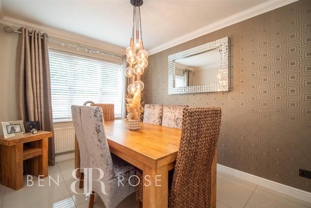 Heatherleigh, Leyland 4 bed detached house £320,000