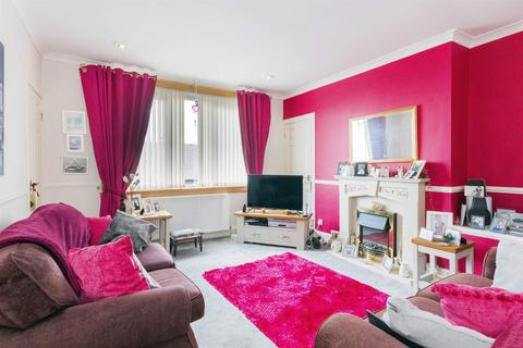 8 Beatty Place, Dunfermline, KY12 0BE
