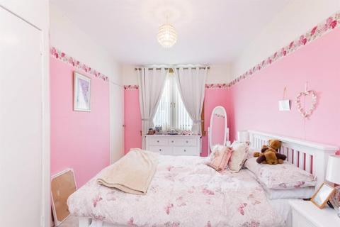 8 Beatty Place, Dunfermline, KY12 0BE