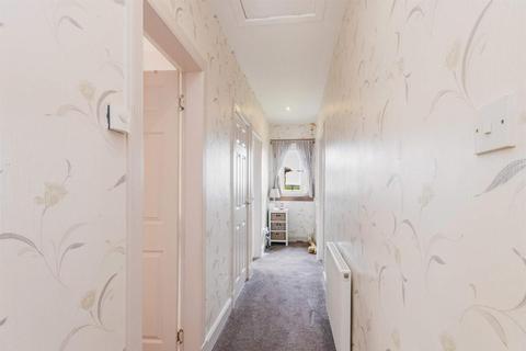 8 Beatty Place, Dunfermline, KY12 0BE