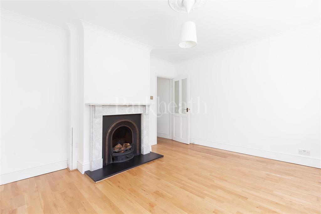 Huxley Street, London W10 3 bed terraced house £2,600 pcm (£600 pw)