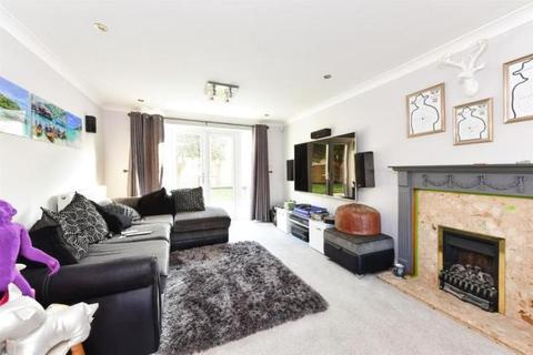 28 Balland Way, Wootton, Northampton, NN4 6AU