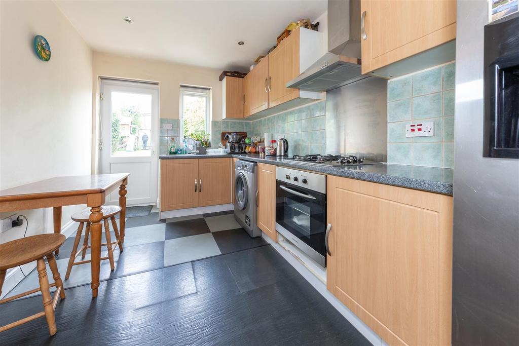 St. Pauls Road, Luton, Bedfordshire 3 bed semidetached house £425,000