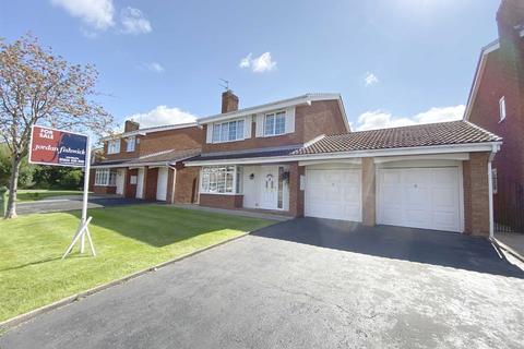 21 Turnberry Drive, Wilmslow, SK9 2QW