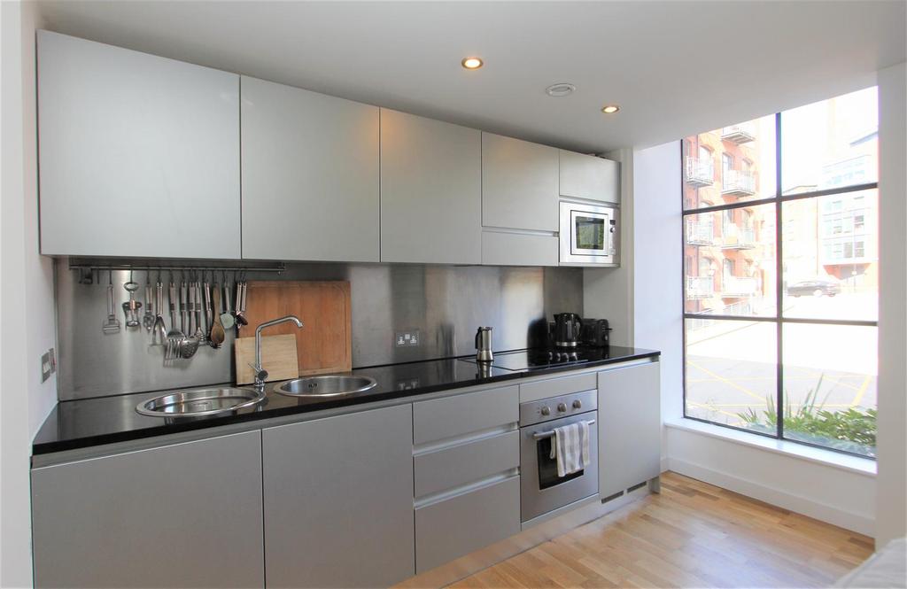 Roberts Wharf, East Street 1 bed flat £850 pcm (£196 pw)