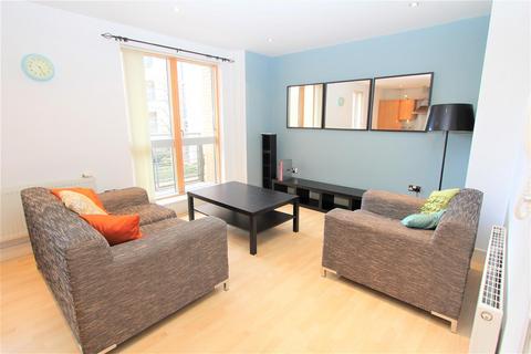 2 bedroom flat for sale, Cromwell Court, Brewery Wharf