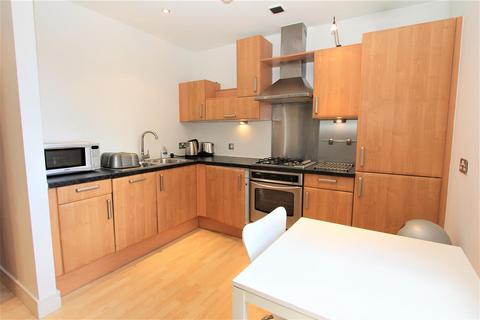 2 bedroom flat for sale, Cromwell Court, Brewery Wharf