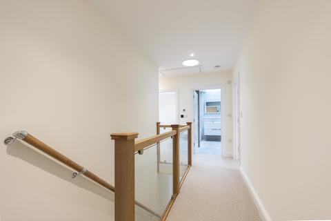 5 Beechwood Close, Long Ditton, Surbiton, KT6 6PF