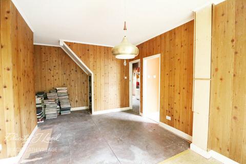 191 Broad Walk, Kidbrooke, London, SE3 8NG