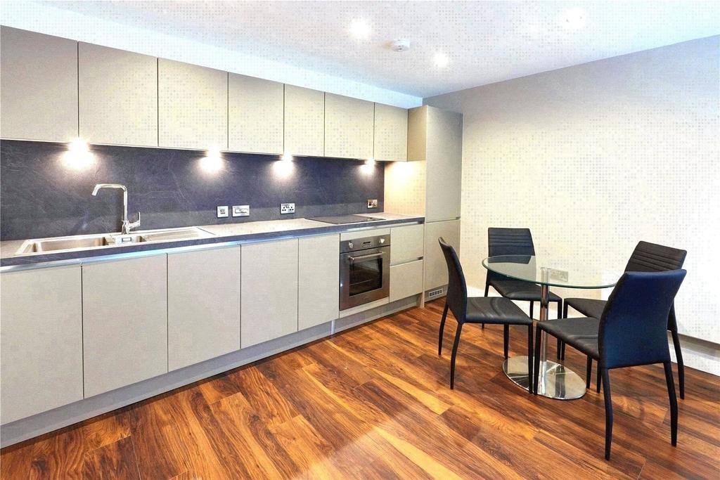 New Bridge Street Salford M3 2 bed apartment £1,201 pcm (£277 pw)