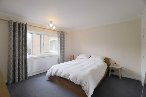 2 bedroom apartment for sale - Coleridge Court, Milton Road, Harpenden, Hertfordshire, AL5