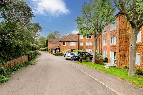 1 bedroom apartment for sale - Homedell House, Roundwood Lane, Harpenden, Hertfordshire, AL5