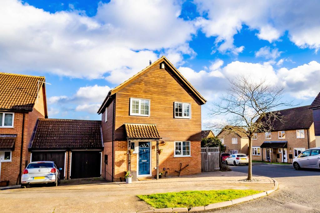 Highview Gardens, St. Albans, Hertfordshire, AL4 3 bed detached house
