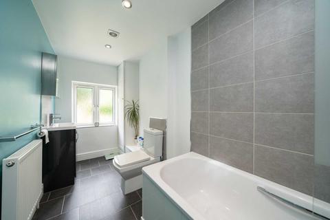 64 Horsecroft Road, Hemel Hempstead, HP1 1PY